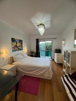 Private room with view